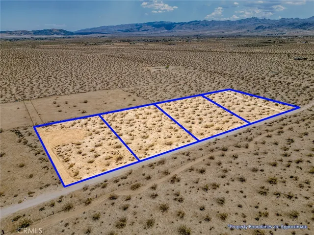 4687 Border Avenue, Joshua Tree, California 92252