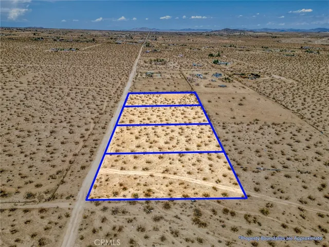 4687 Border Avenue, Joshua Tree, California 92252