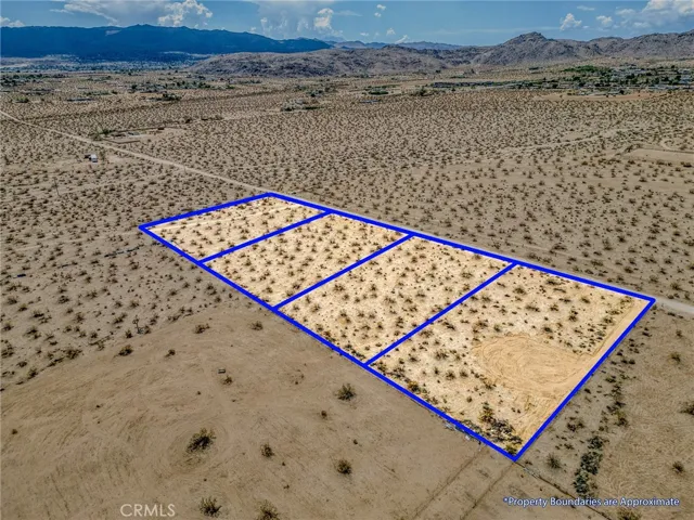 4687 Border Avenue, Joshua Tree, California 92252