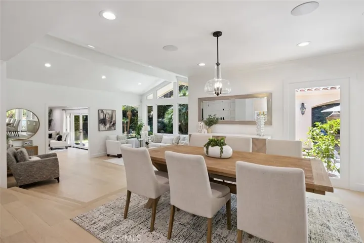 23440 Park Hacienda, Calabasas, California 91302, 4 Bedrooms Bedrooms, ,3 BathroomsBathrooms,Residential,For Sale,Park Hacienda,SR25195430