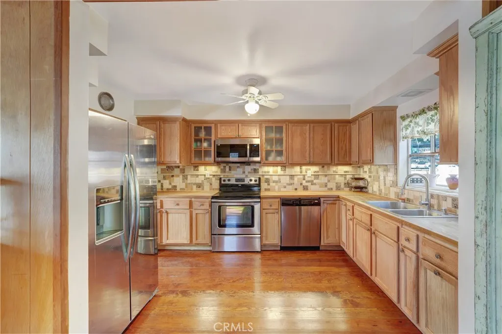 6234 Division Street, Wrightwood, California 92397 home-pic-9