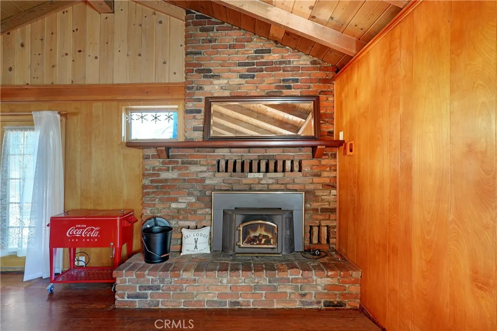 6234 Division Street, Wrightwood, California 92397 home-pic-10