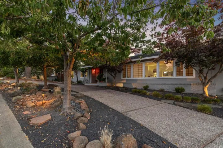 708 Linda Court, San Mateo, California 94403