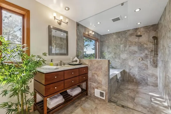 708 Linda Court, San Mateo, California 94403