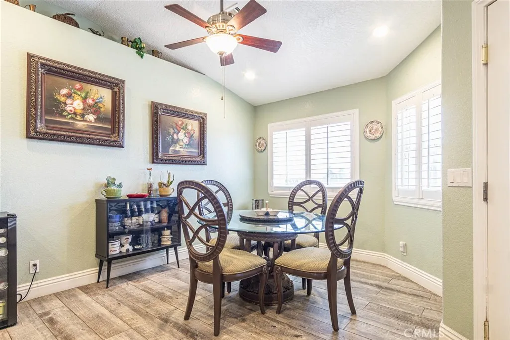 9735 Elsinore Road, Oak Hills, California 92344 home-pic-11