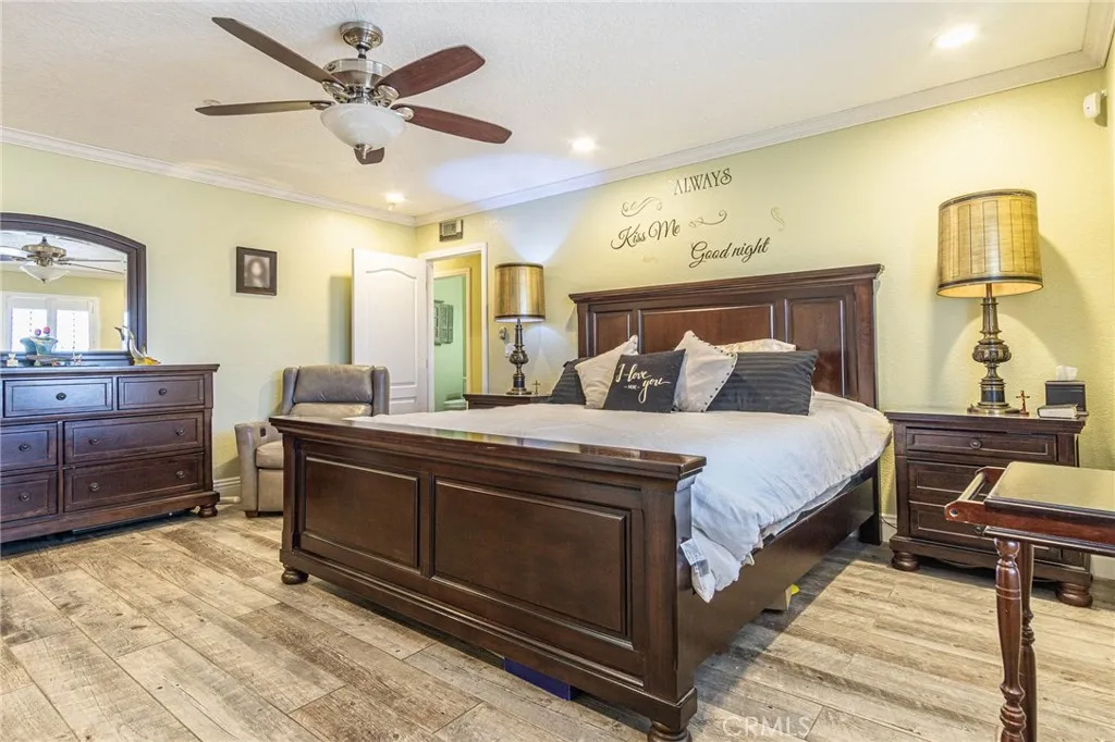 9735 Elsinore Road, Oak Hills, California 92344 home-pic-30