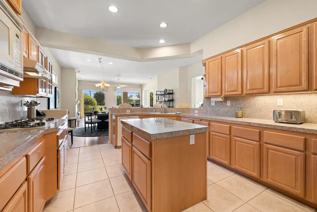 55156 Tanglewood, La Quinta, California 92253 home-pic-14
