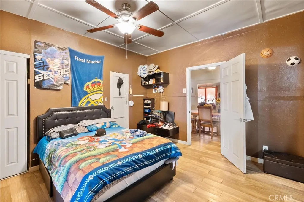 207 E 5th Street, Beaumont, California 92223 home-pic-20