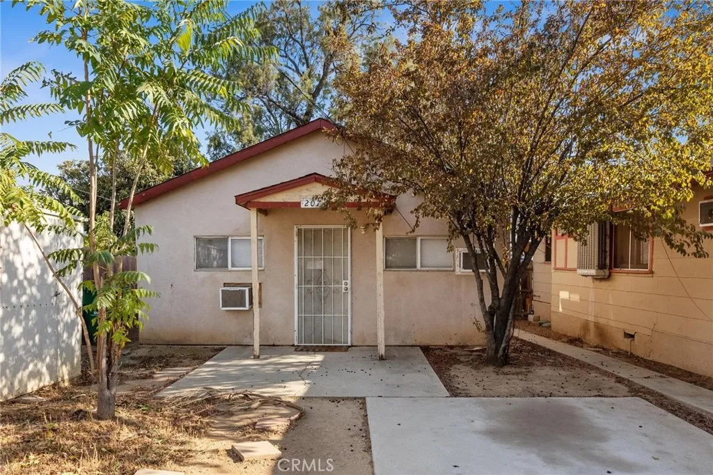 207 E 5th Street, Beaumont, California 92223 home-pic-30