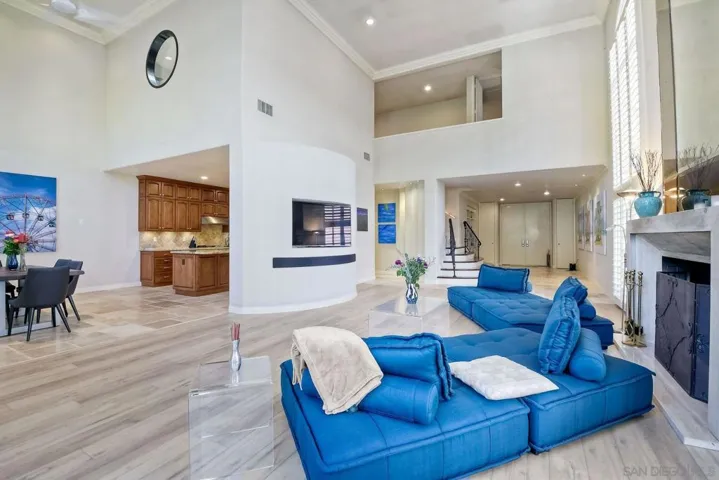 7468 Via De Fortuna, Carlsbad, California 92009