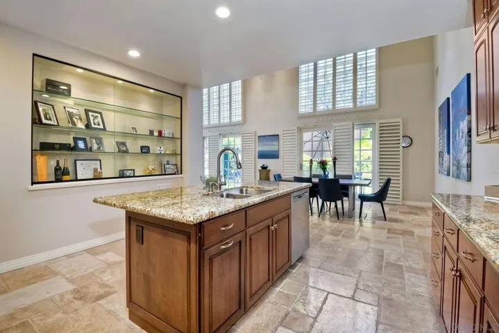 7468 Via De Fortuna, Carlsbad, California 92009