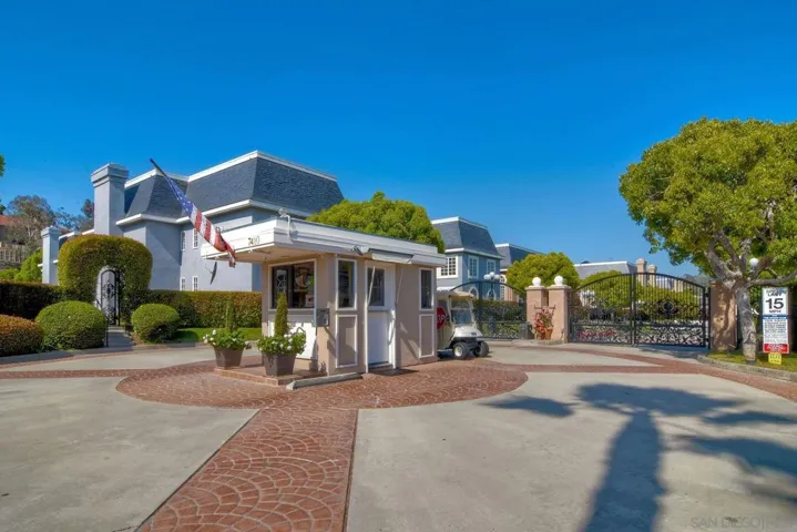 7468 Via De Fortuna, Carlsbad, California 92009