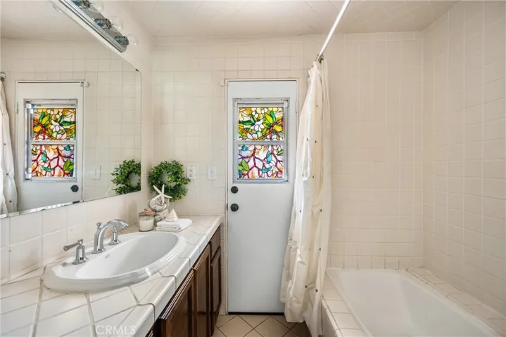 1105 E Rose Avenue, Orange, California 92867