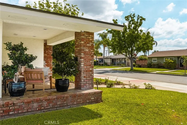 1105 E Rose Avenue, Orange, California 92867