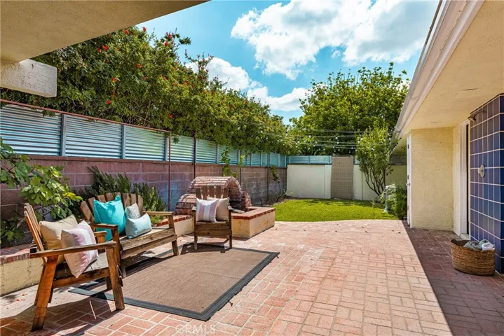 1105 E Rose Avenue, Orange, California 92867