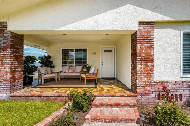 1105 E Rose Avenue, Orange, California 92867