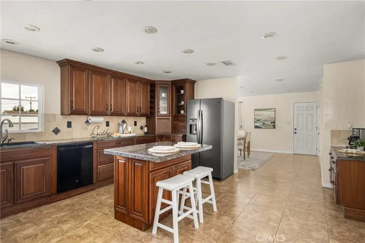 1105 E Rose Avenue, Orange, California 92867