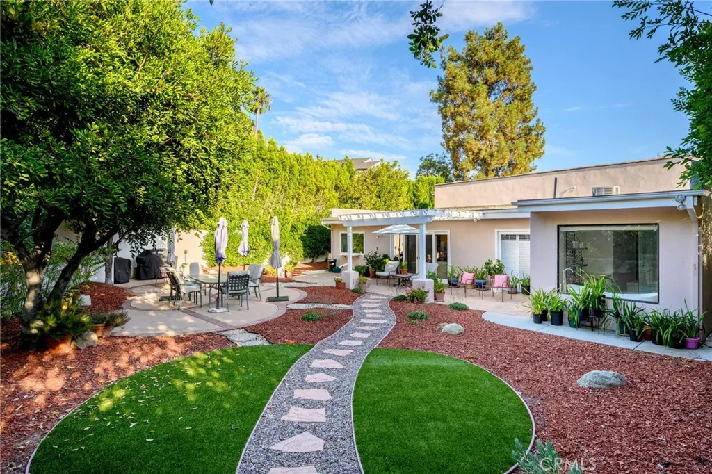3015 Arrowhead Drive, Los Angeles, California 90068 home-pic-35
