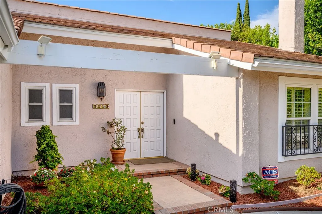 3015 Arrowhead Drive, Los Angeles, California 90068 home-pic-3