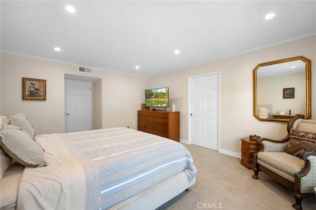 3015 Arrowhead Drive, Los Angeles, California 90068 home-pic-19