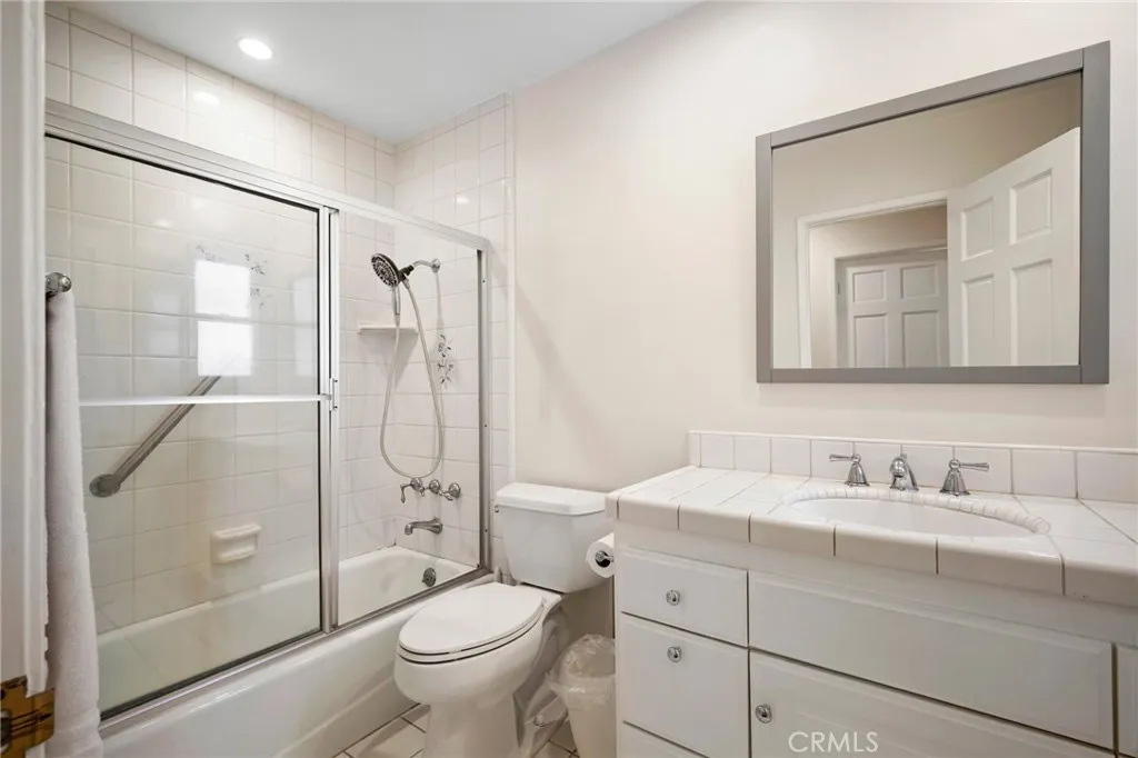 3015 Arrowhead Drive, Los Angeles, California 90068 home-pic-28