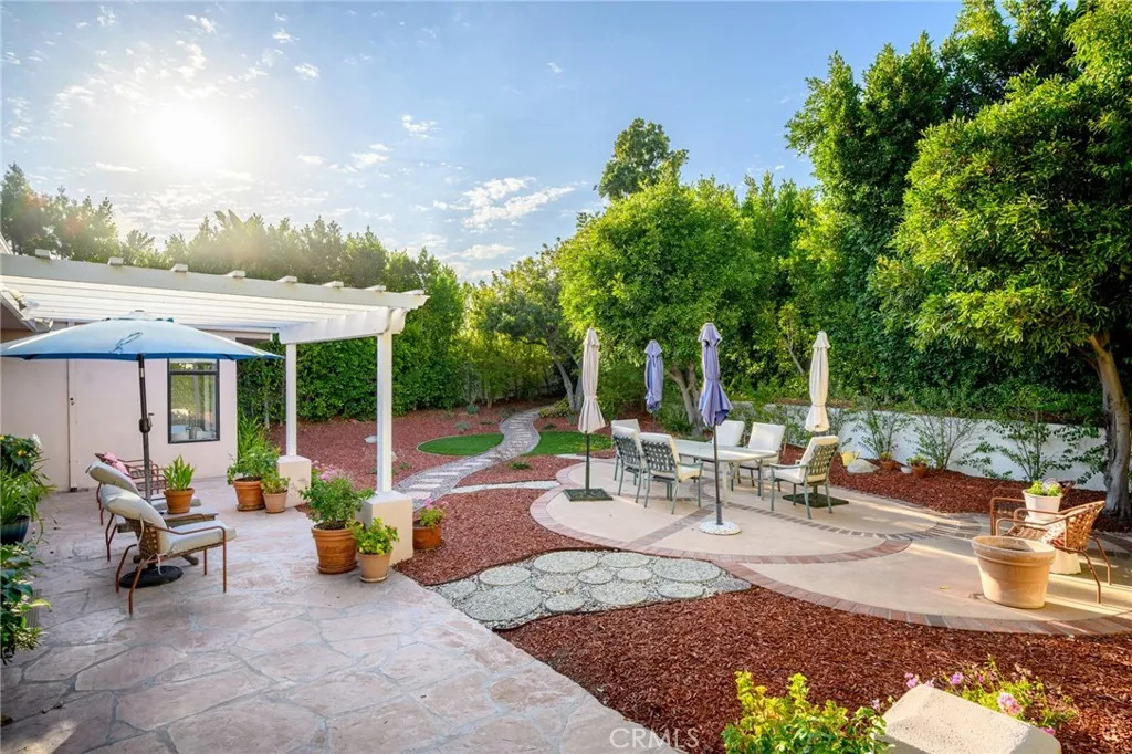 3015 Arrowhead Drive, Los Angeles, California 90068 home-pic-33