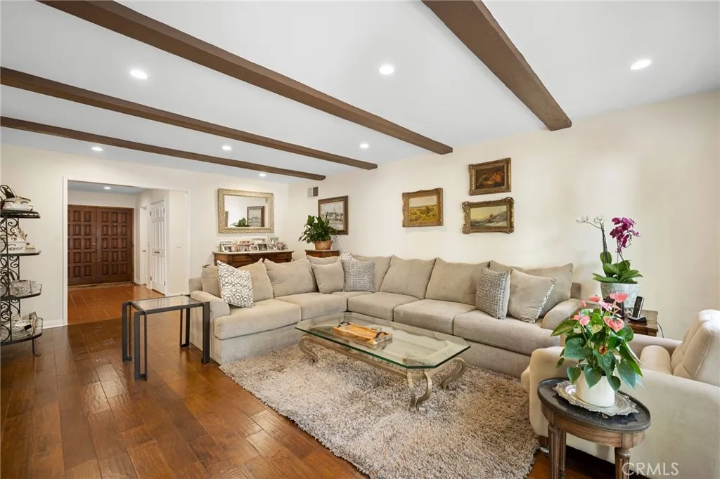 3015 Arrowhead Drive, Los Angeles, California 90068 home-pic-16