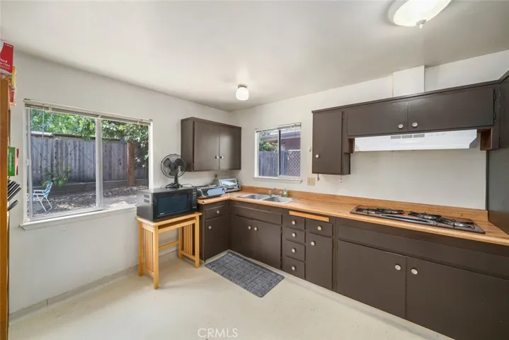1827 Pinecove Drive, San Luis Obispo, California 93405