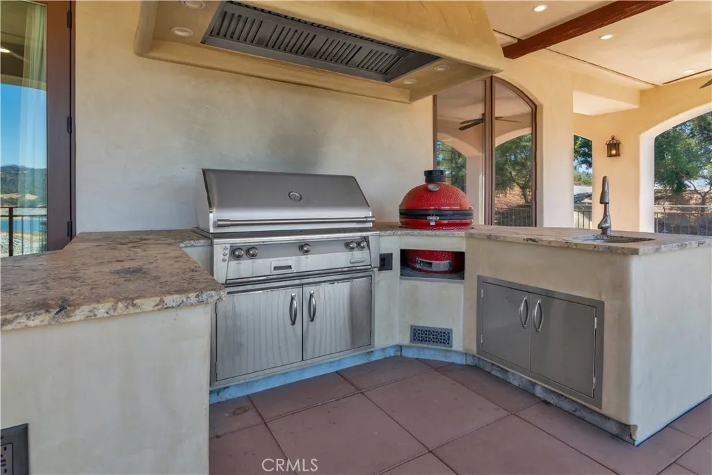 8820 Cantinas Point, Bradley, California 93426 home-pic-28
