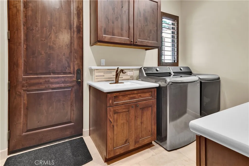 8820 Cantinas Point, Bradley, California 93426 home-pic-43