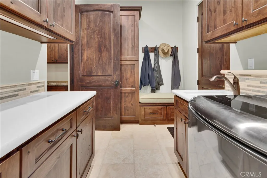 8820 Cantinas Point, Bradley, California 93426 home-pic-44