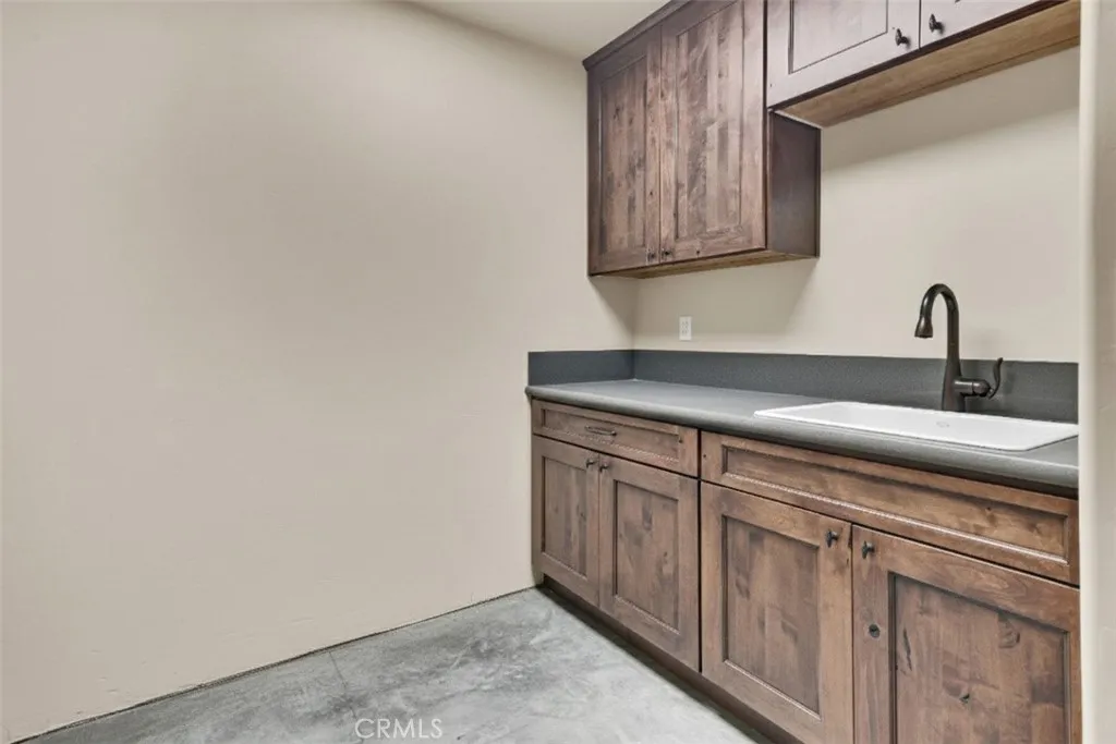 8820 Cantinas Point, Bradley, California 93426 home-pic-60