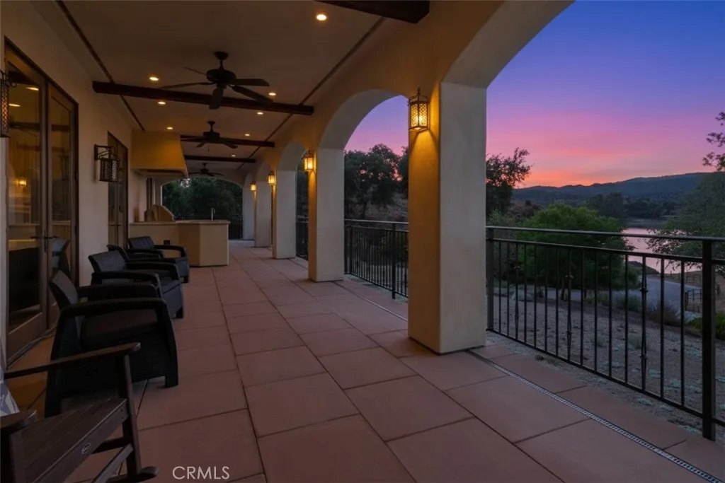 8820 Cantinas Point, Bradley, California 93426 home-pic-14