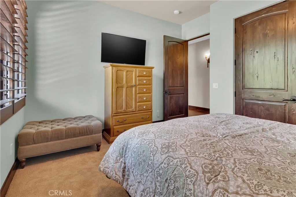 8820 Cantinas Point, Bradley, California 93426 home-pic-35