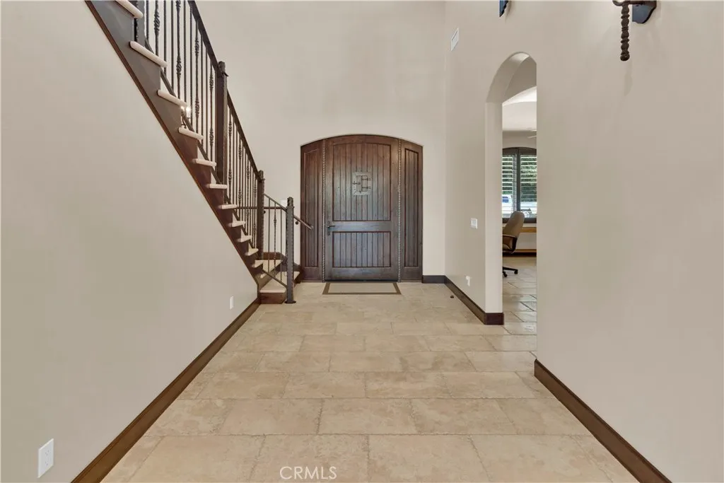 8820 Cantinas Point, Bradley, California 93426 home-pic-19