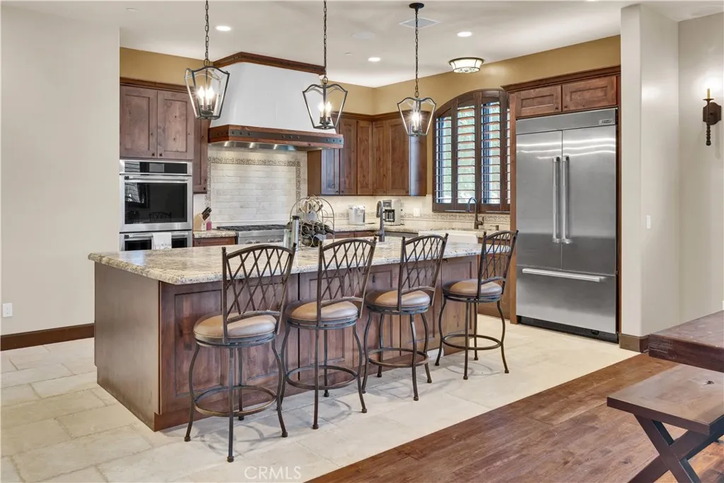 8820 Cantinas Point, Bradley, California 93426 home-pic-21