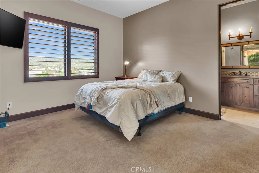 8820 Cantinas Point, Bradley, California 93426 home-pic-30