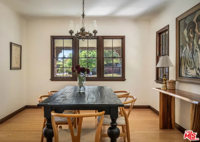 126 S San Marino Avenue, Pasadena, California 91107