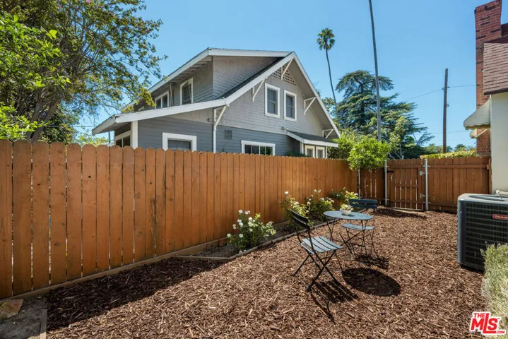 126 S San Marino Avenue, Pasadena, California 91107