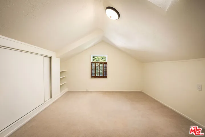 126 S San Marino Avenue, Pasadena, California 91107