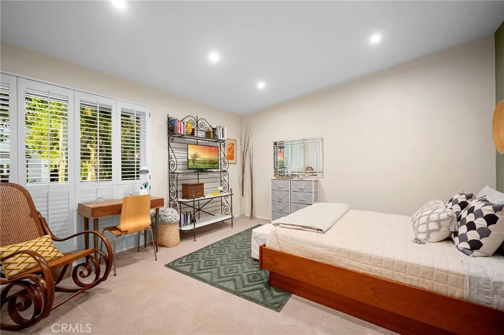 3016 Arrowhead Drive, Los Angeles, California 90068 home-pic-40