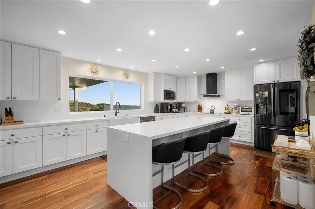 3016 Arrowhead Drive, Los Angeles, California 90068 home-pic-36