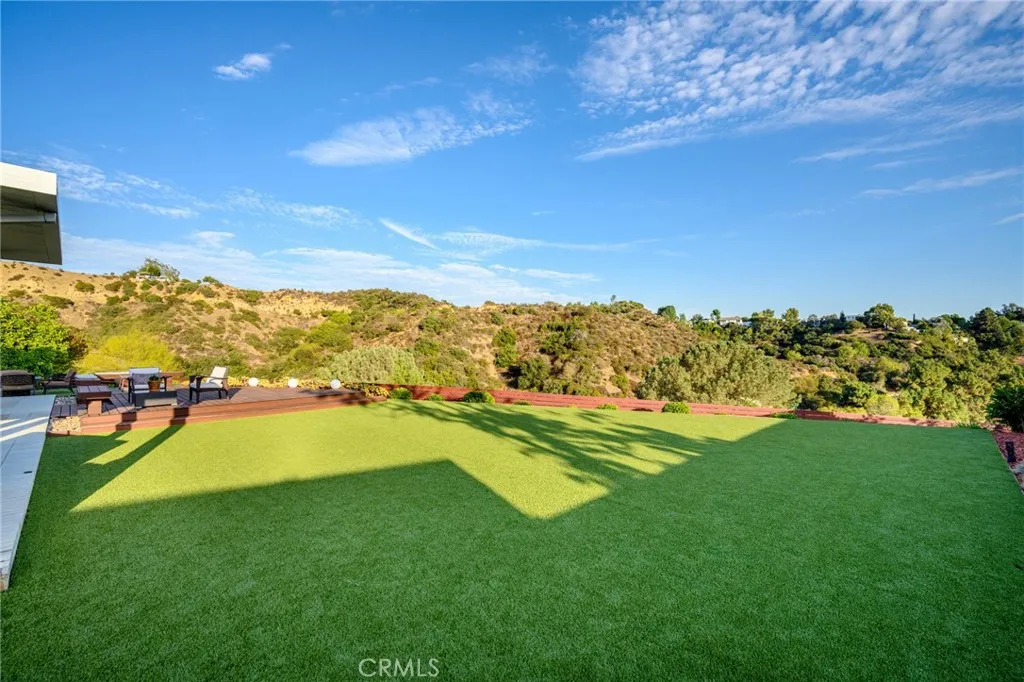 3016 Arrowhead Drive, Los Angeles, California 90068 home-pic-19