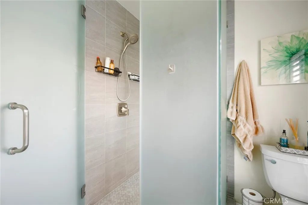 3016 Arrowhead Drive, Los Angeles, California 90068 home-pic-45