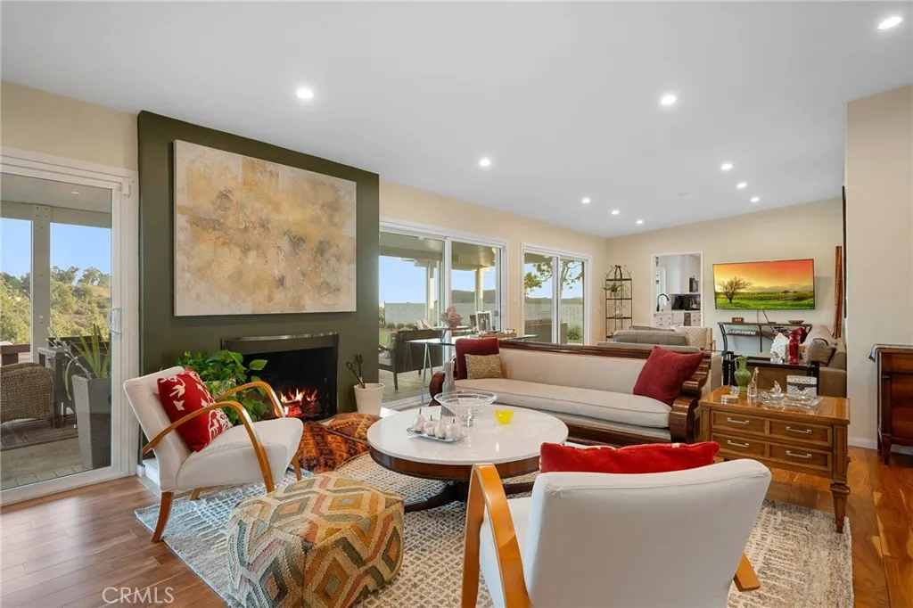 3016 Arrowhead Drive, Los Angeles, California 90068 home-pic-27