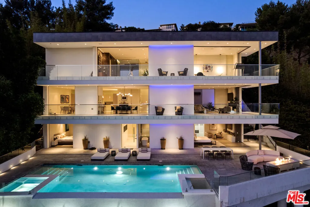 7080 Mulholland Drive, Los Angeles, California 90068 home-pic-0