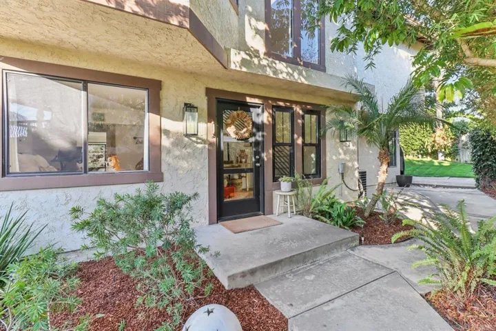 2411 Sacada Circle, Carlsbad, California 92009