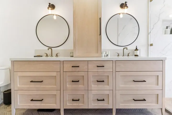 2411 Sacada Circle, Carlsbad, California 92009