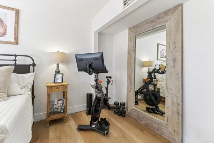2411 Sacada Circle, Carlsbad, California 92009