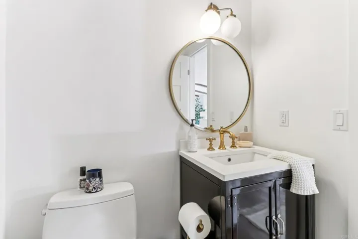 2411 Sacada Circle, Carlsbad, California 92009